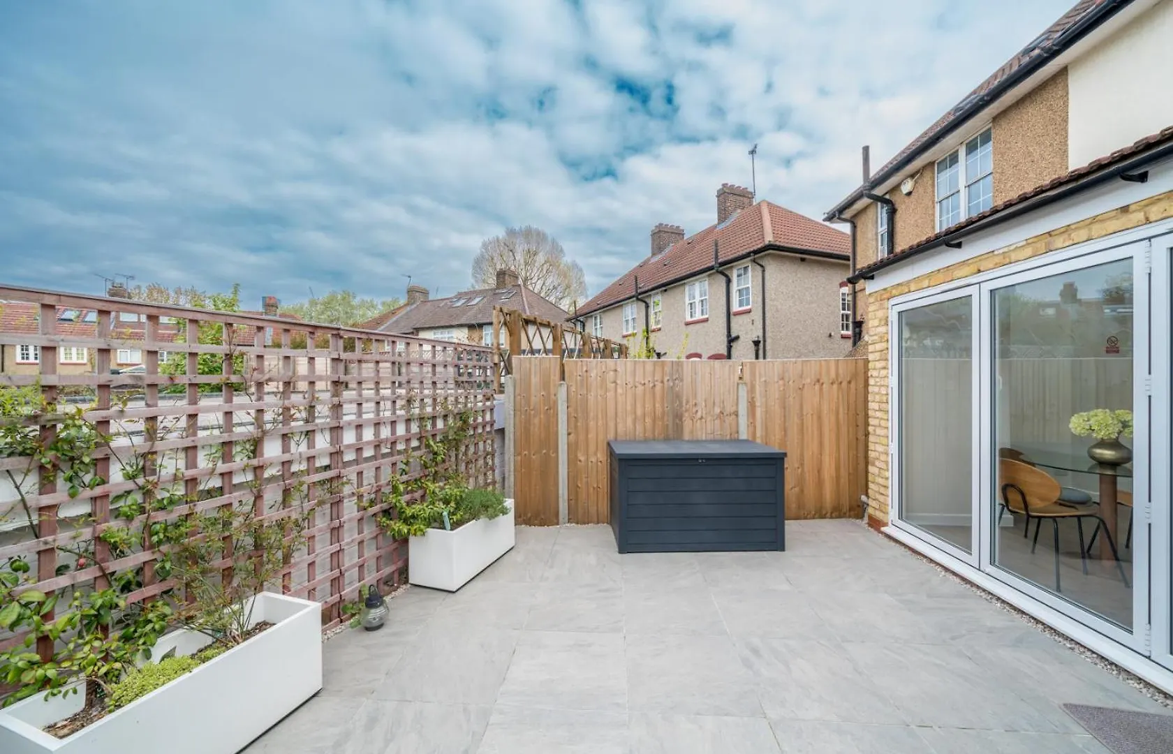 بيت للعطل Urban Escape - Spacious 3-Bedroom Home Close To Canary Wharf لندن