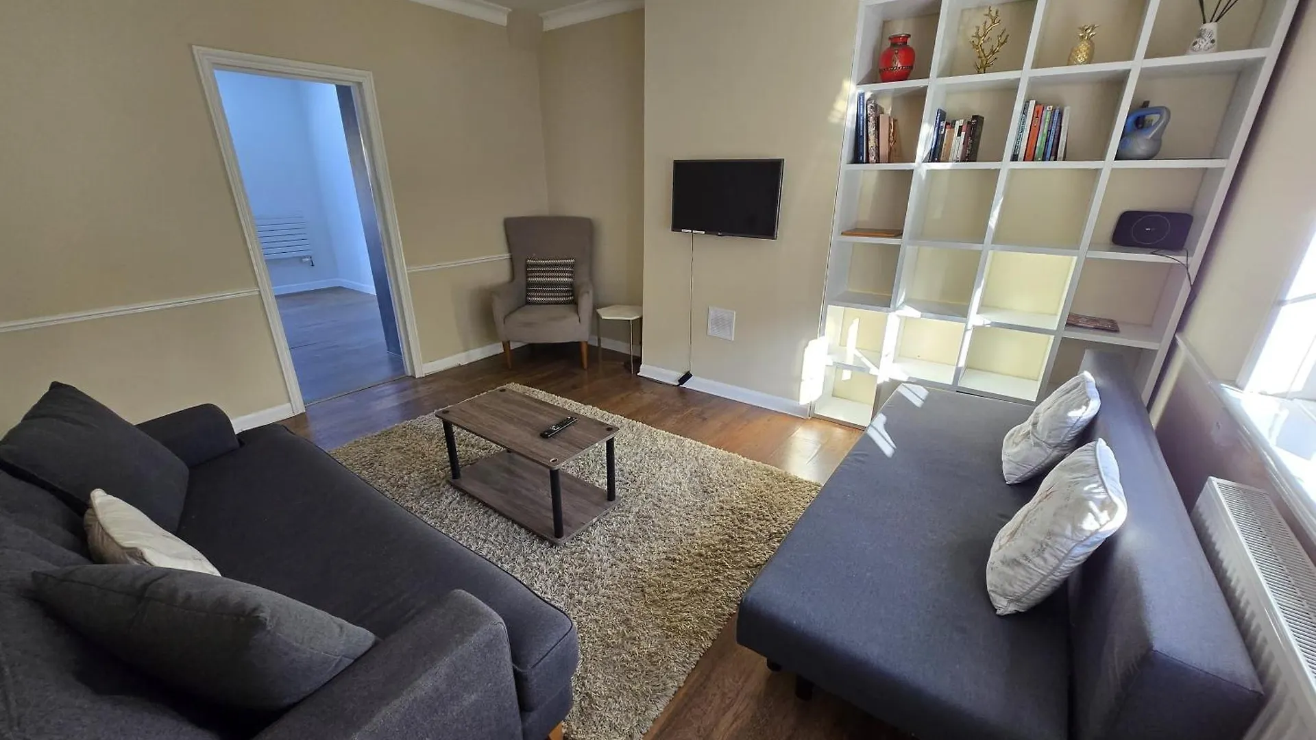 بيت للعطل Urban Escape - Spacious 3-Bedroom Home Close To Canary Wharf لندن